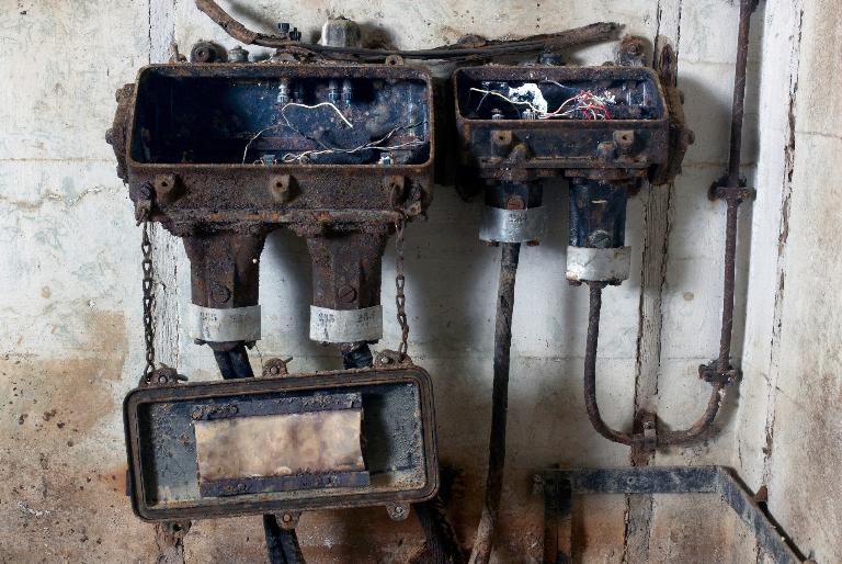 Bunker - abri de type 502 pour deux groupes de combat (B 53) dit le bunker de Keranroux, Collège La Fontaine Margot - Keranroux (Brest)