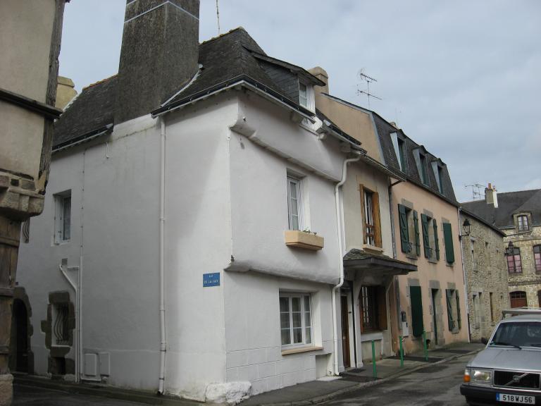 Maison, 2 rue de la paix (Hennebont)